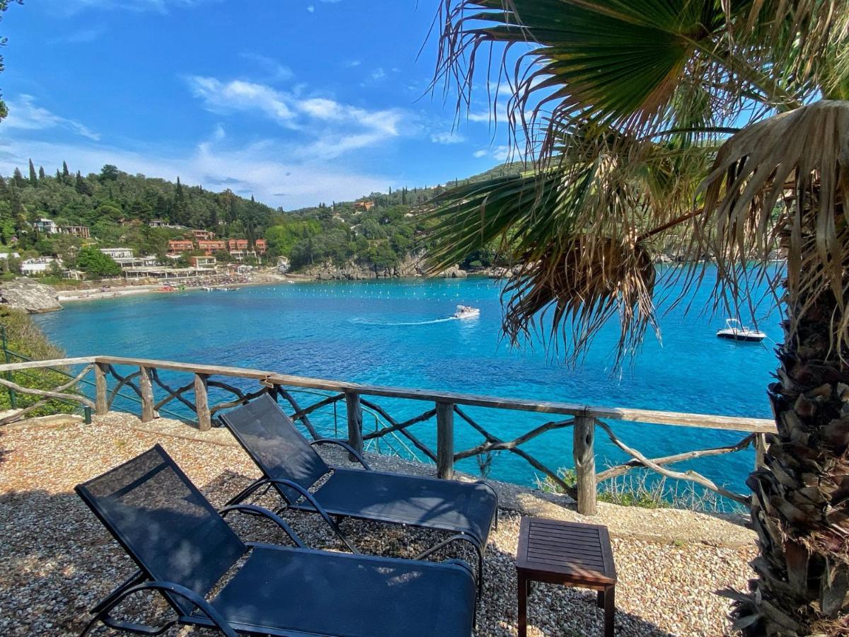 Acapulco Seaside Pool Bar And Apartments Παλαιοκαστρίτσα Εξωτερικό φωτογραφία