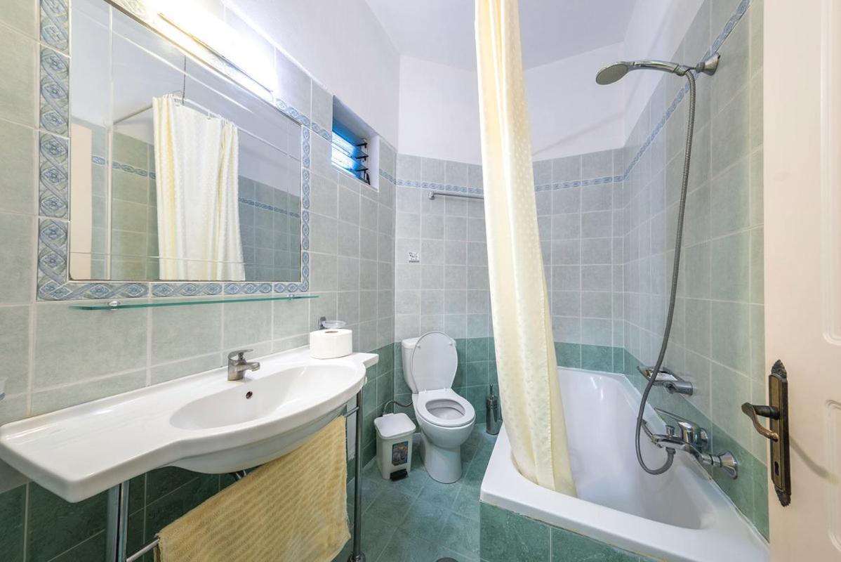 Acapulco Seaside Pool Bar And Apartments Παλαιοκαστρίτσα Εξωτερικό φωτογραφία